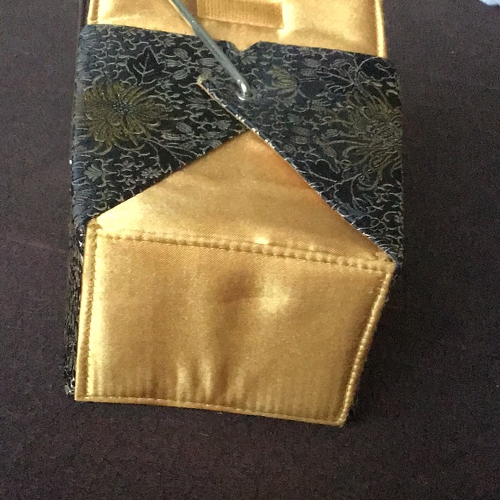 #Yams NY take out floral purse